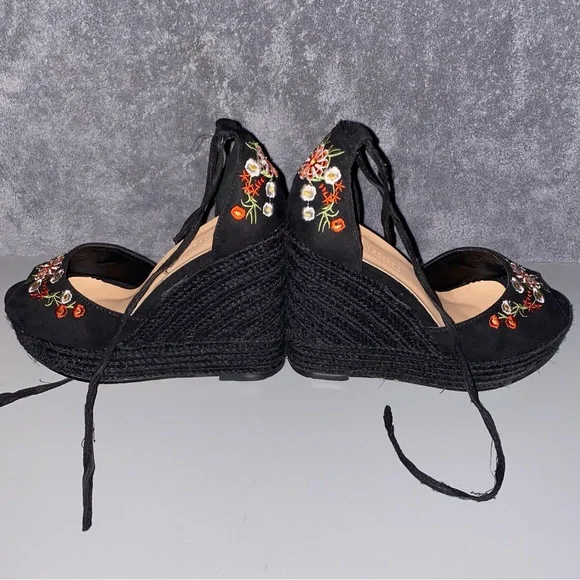 ASOS Shoes TAMIKO Size 4 Embroidered Black 4” High Wedges - Picture 6 of 15